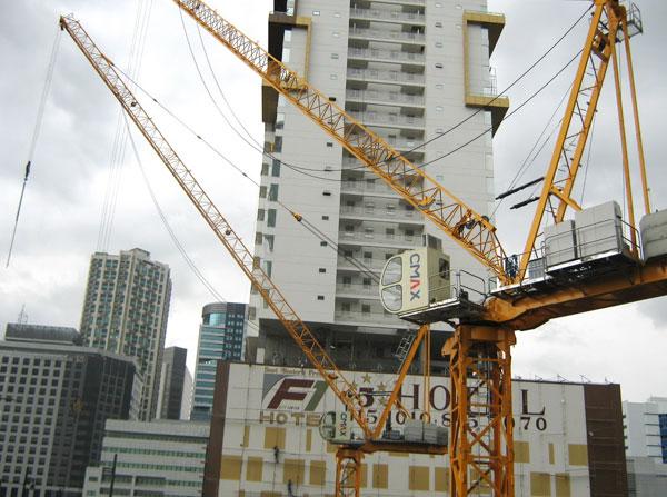 Luffing Tower Crane TCD4021